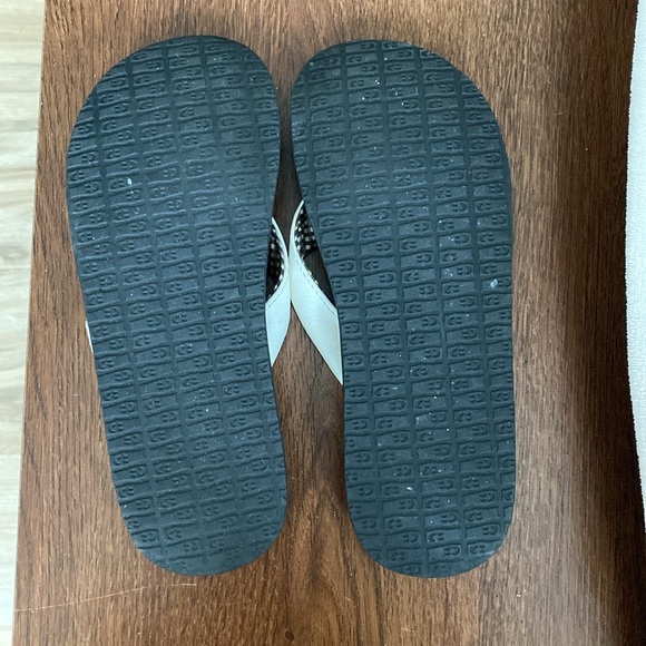 Women’s Sanuk flip flops - Picture 3 of 6
